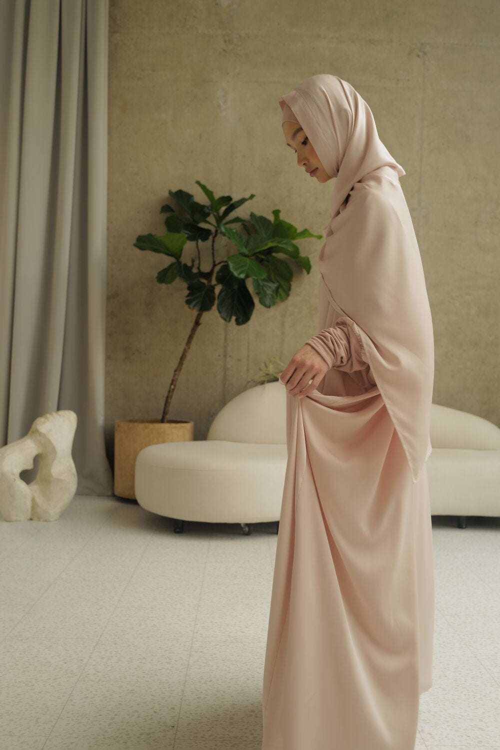 Parisa - Prayer Gown